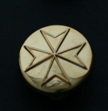 Manzetovy knoflík s krizem